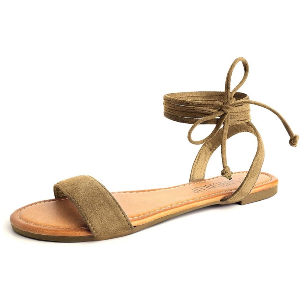 NWT Size 5 women’s tie up sandals